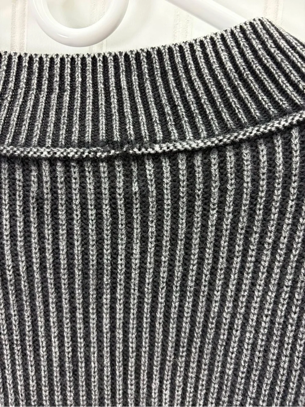 Zenana Outfitters Ribbed acid wash exposed seams Crewneck Sweater in Charcoal